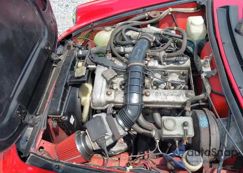 1985 Alfa Romeo Veloce 2000 Spider z USA, uszkodzony, nr VIN ZARBA5417F1020860